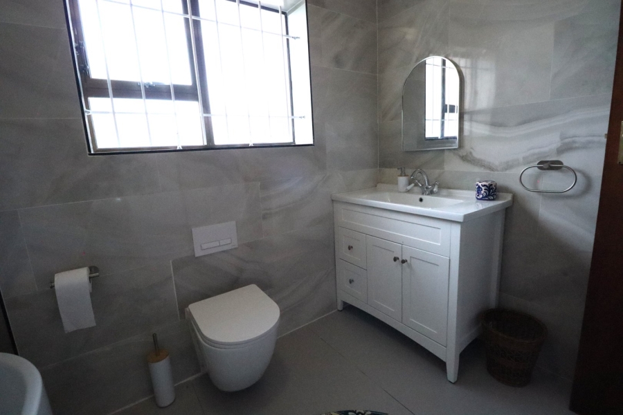 4 Bedroom Property for Sale in Amsterdamhoek Eastern Cape